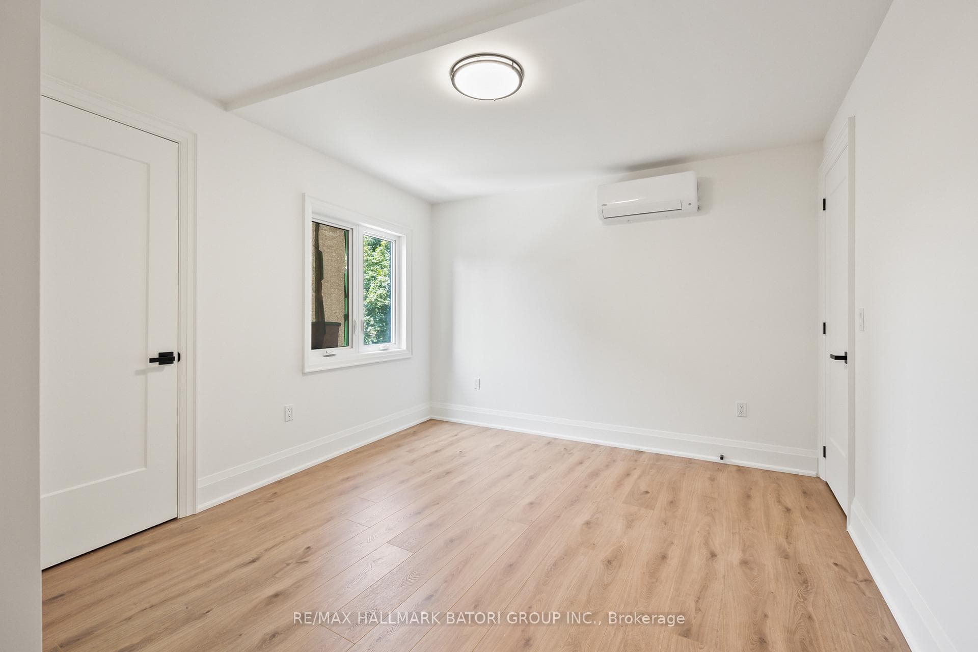 18 Keewatin Avenue Unit 3 photo 10