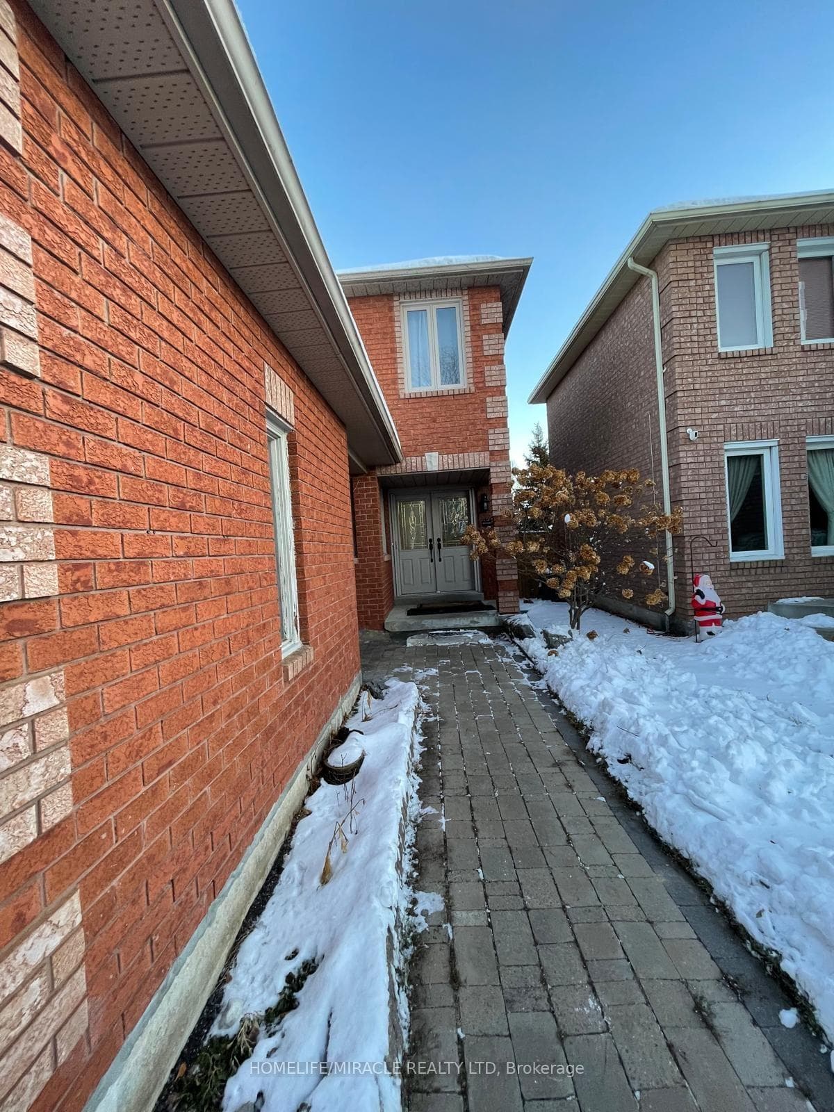 6 Smith Drive photo 3