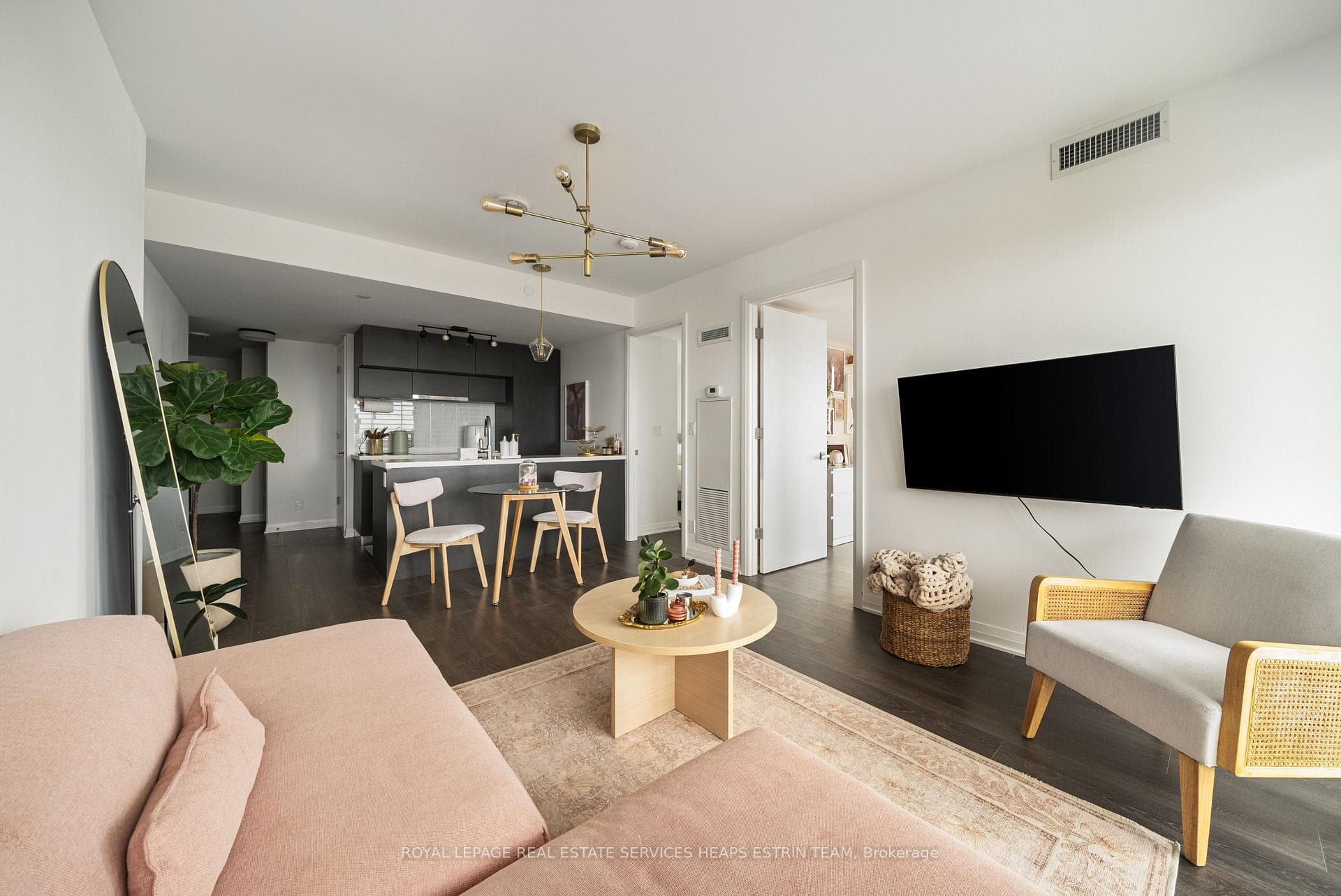 99 Foxbar Road Unit 2204 photo 4