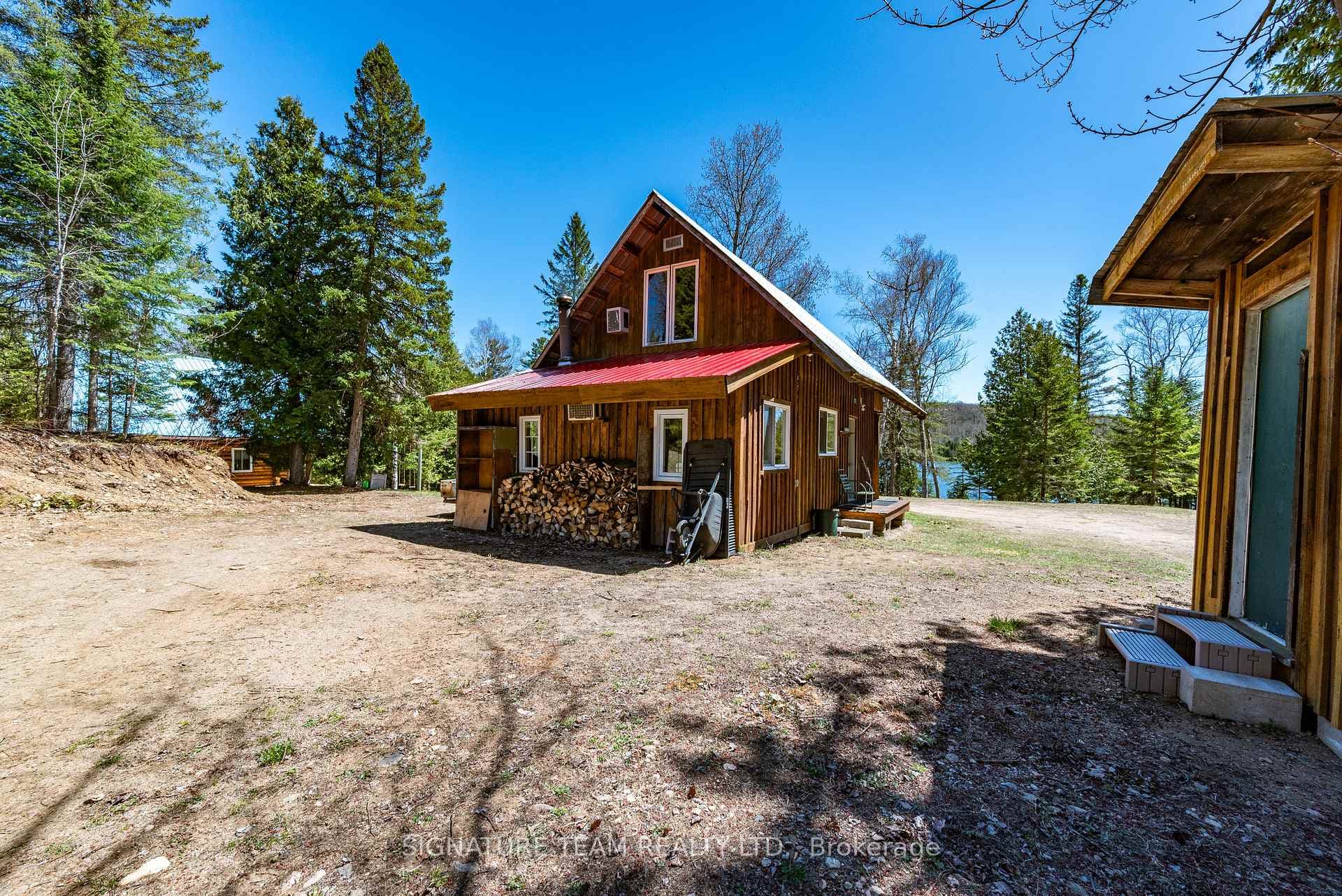 527 B Lorwell Lake Drive photo 3