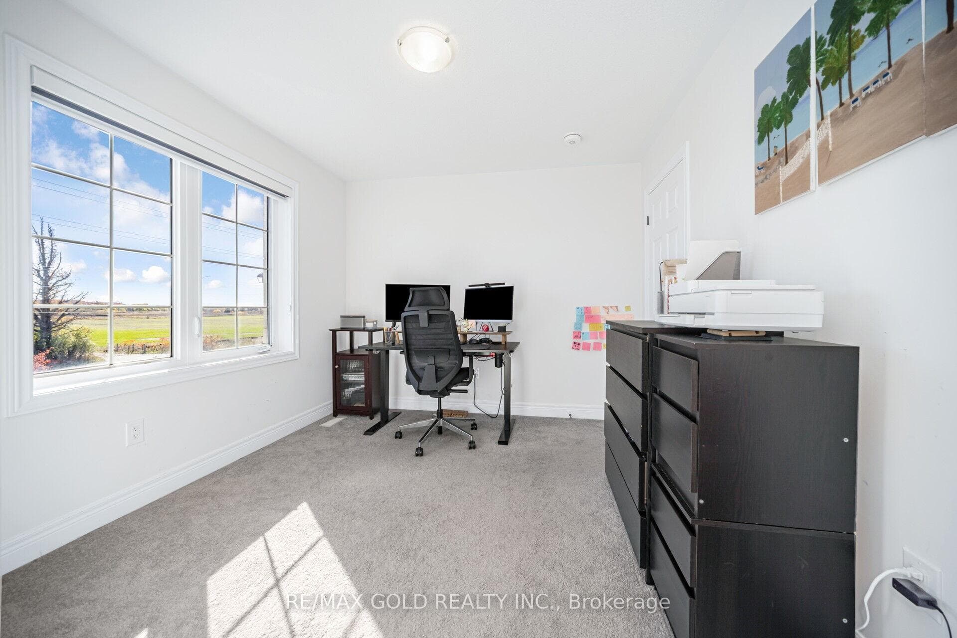 75 Branigan Crescent photo 37