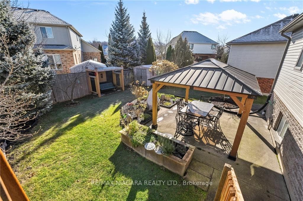 44 Vansickle Road photo 32
