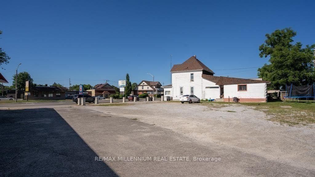 117 Talbot Street photo 2