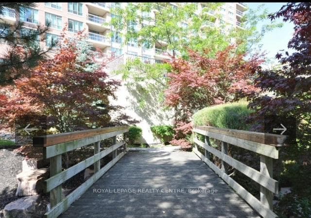 156 Enfield Place Unit 2203 photo 27