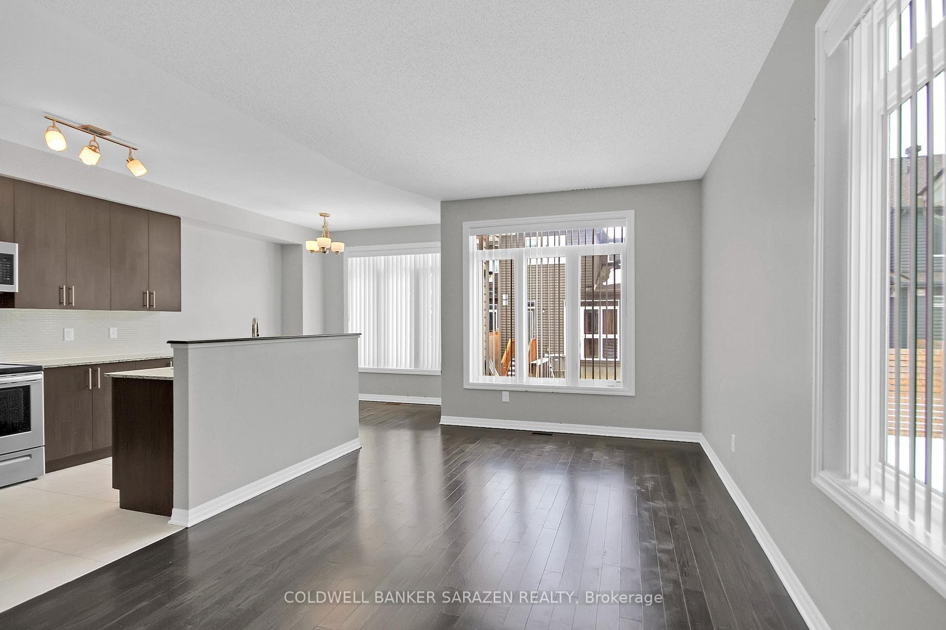 526 Rioja Street photo 7