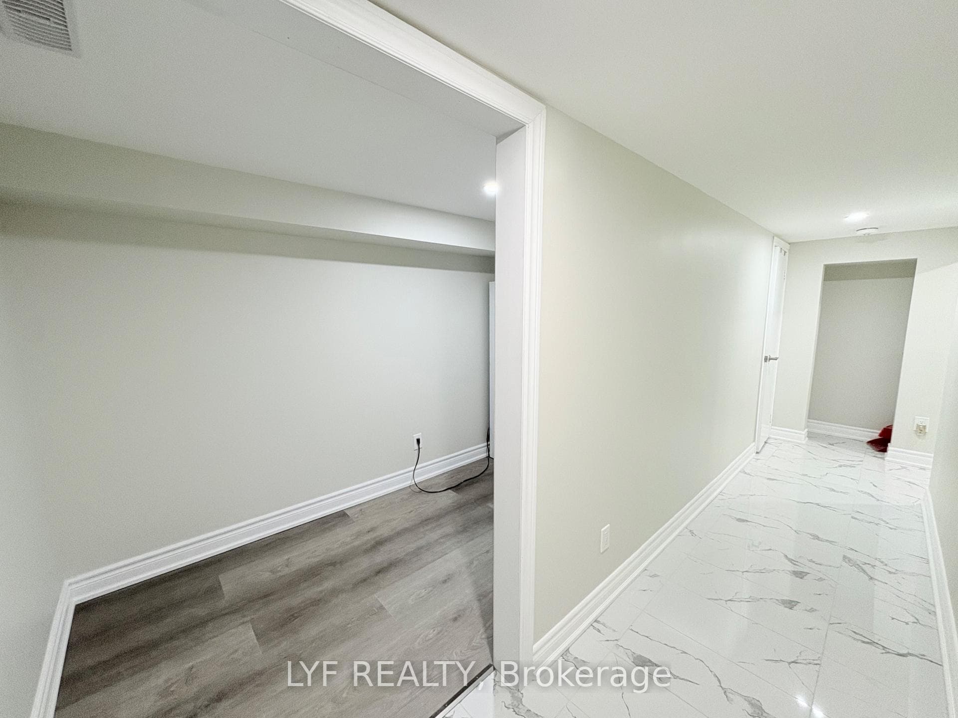 22 Ivordale Crescent Unit BSMT photo 4