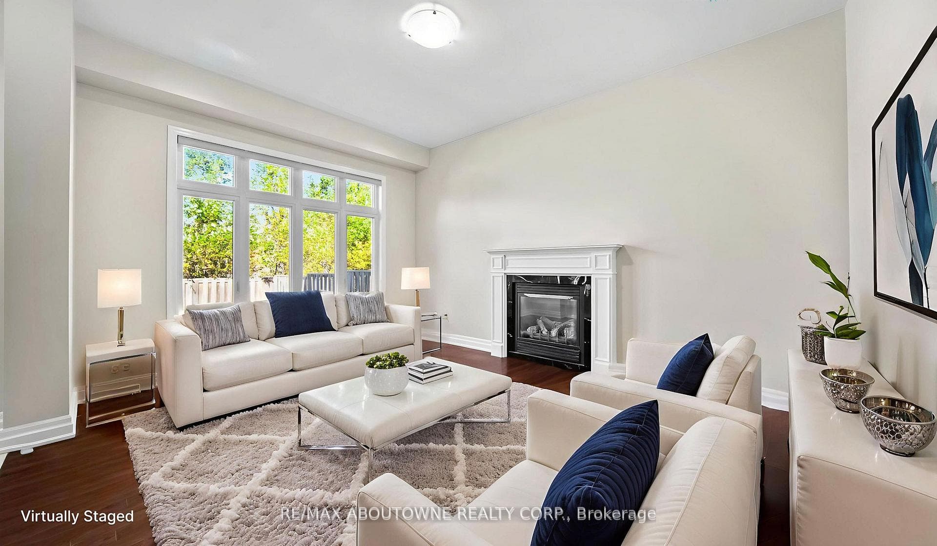 129 Robert Berry Crescent photo 5