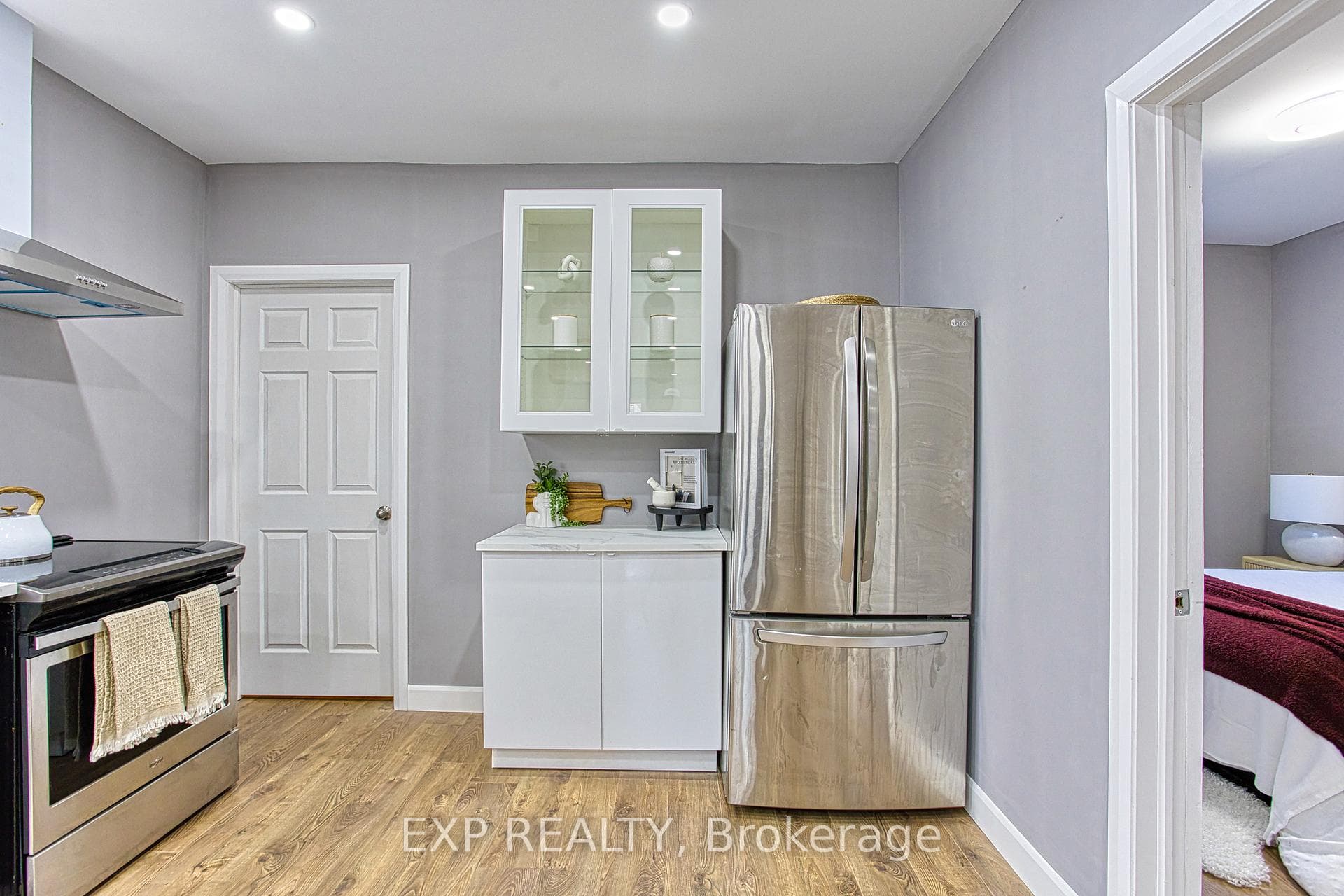 267 Rosslyn Avenue photo 16