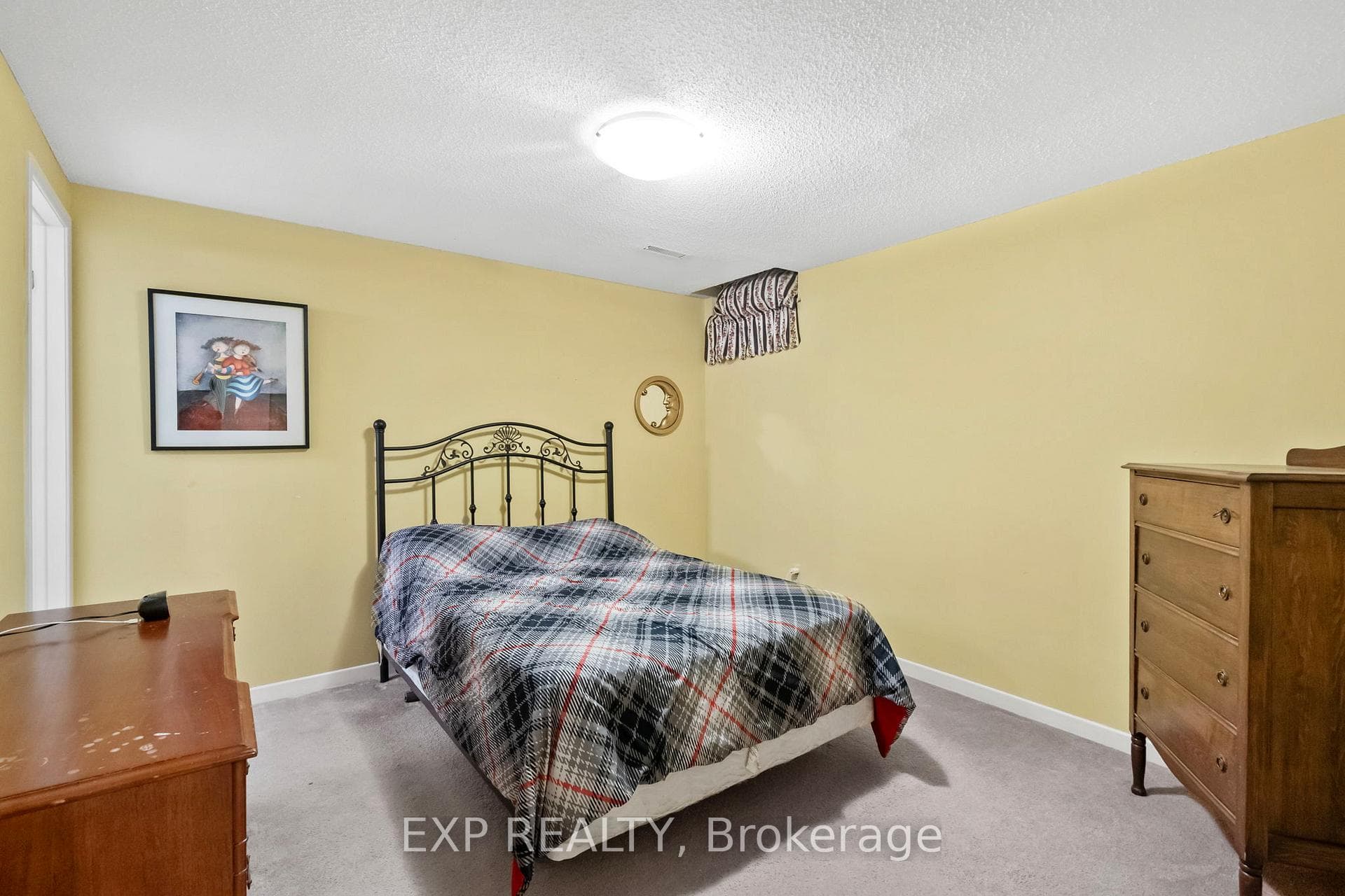 97 Mercer Crescent photo 20