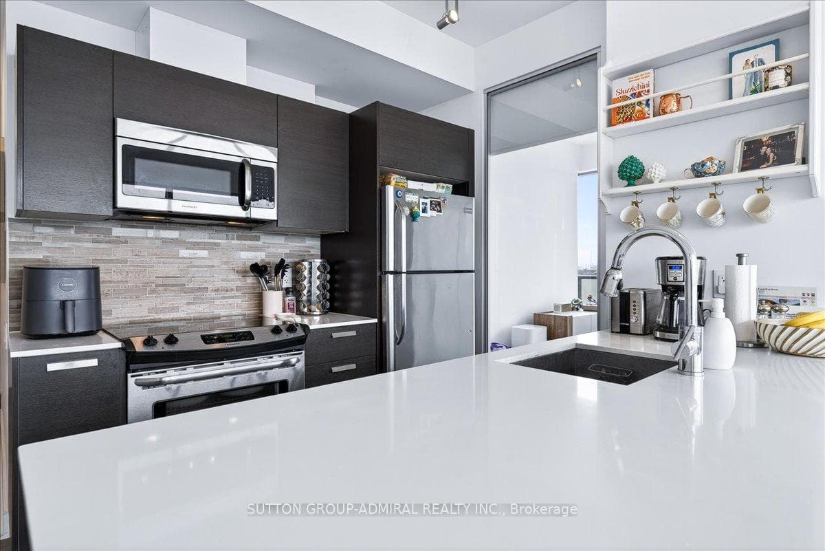 1815 Yonge Street Unit 2006 photo 22