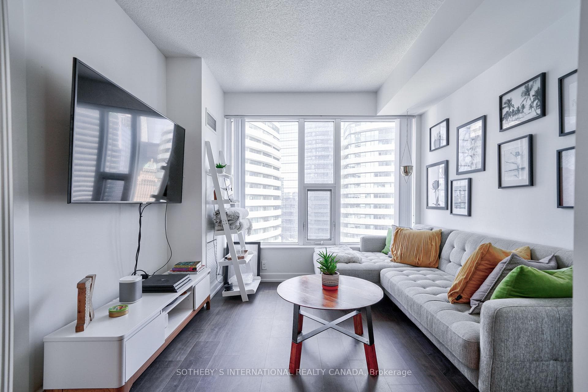 10 York Street Unit 2701 photo 2