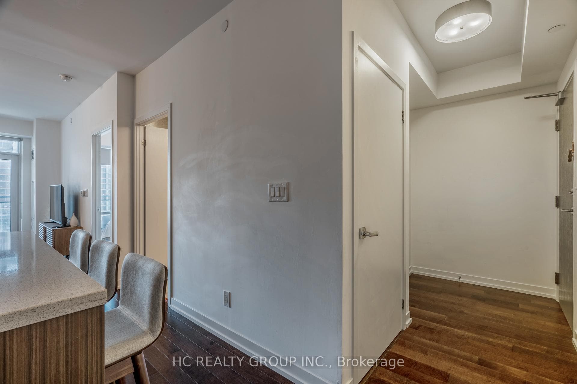 21 Widmer Street Unit 2710 photo 5