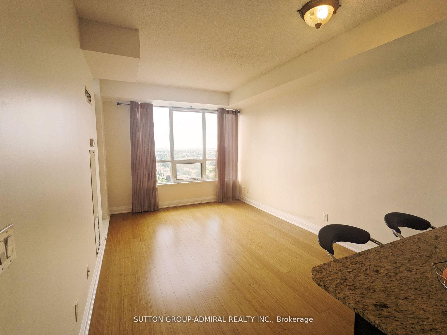 30 North Park Road Unit 1610 photo 9