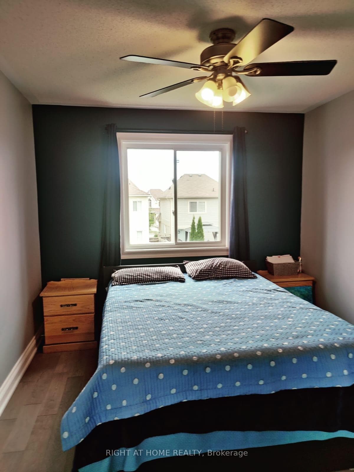 15 Allworth Crescent photo 12