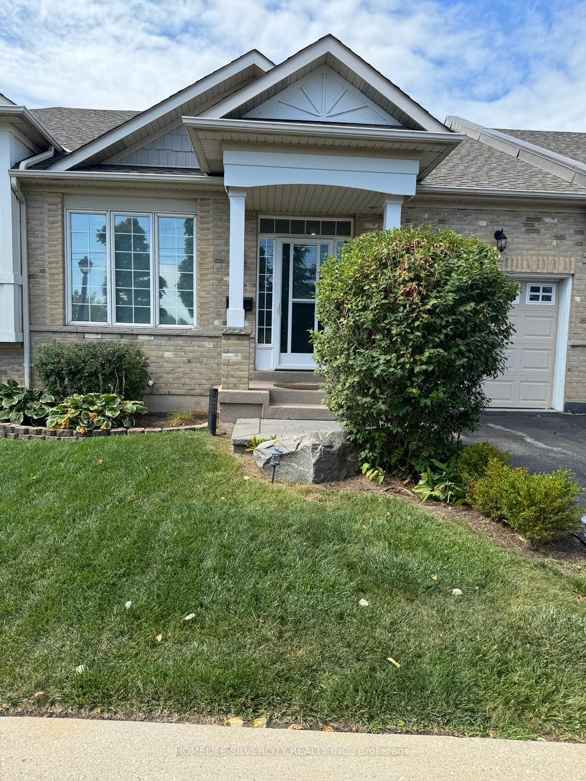 2243 Turnberry Road Unit #30 photo 1