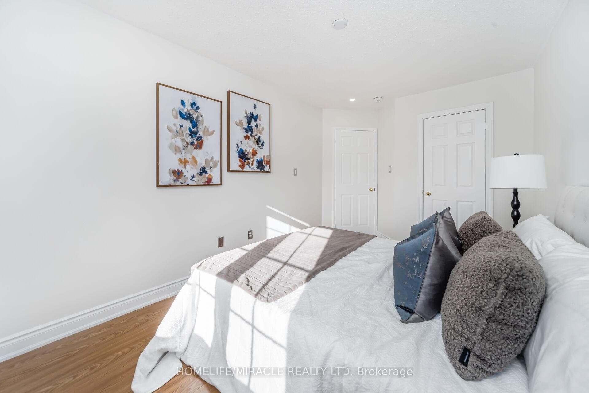 7307 Cork Tree Row photo 24