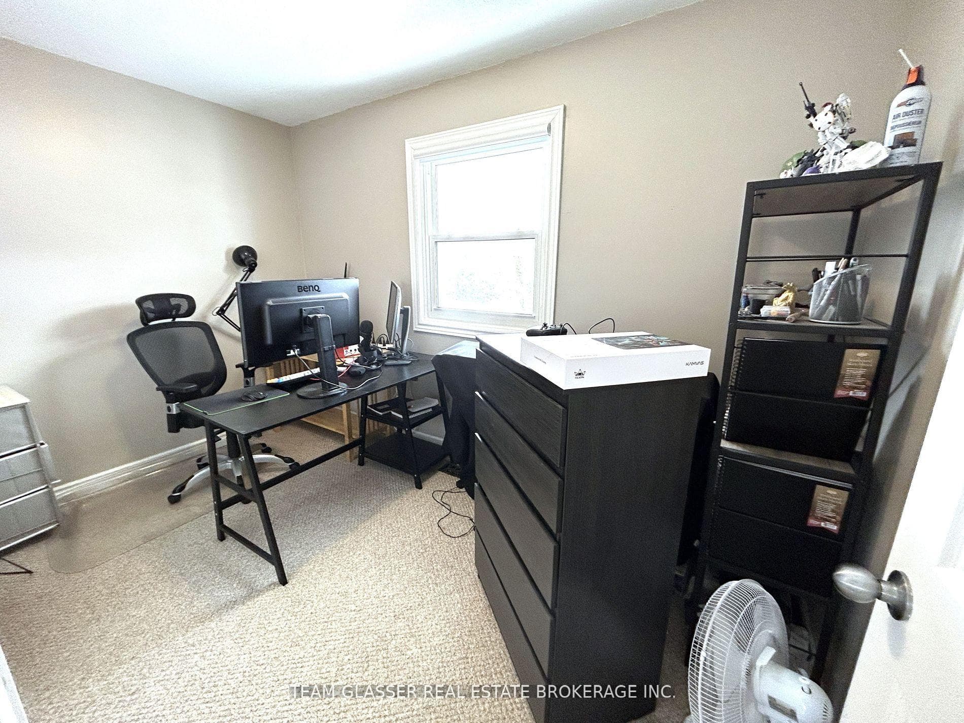 630 Victoria Street photo 22