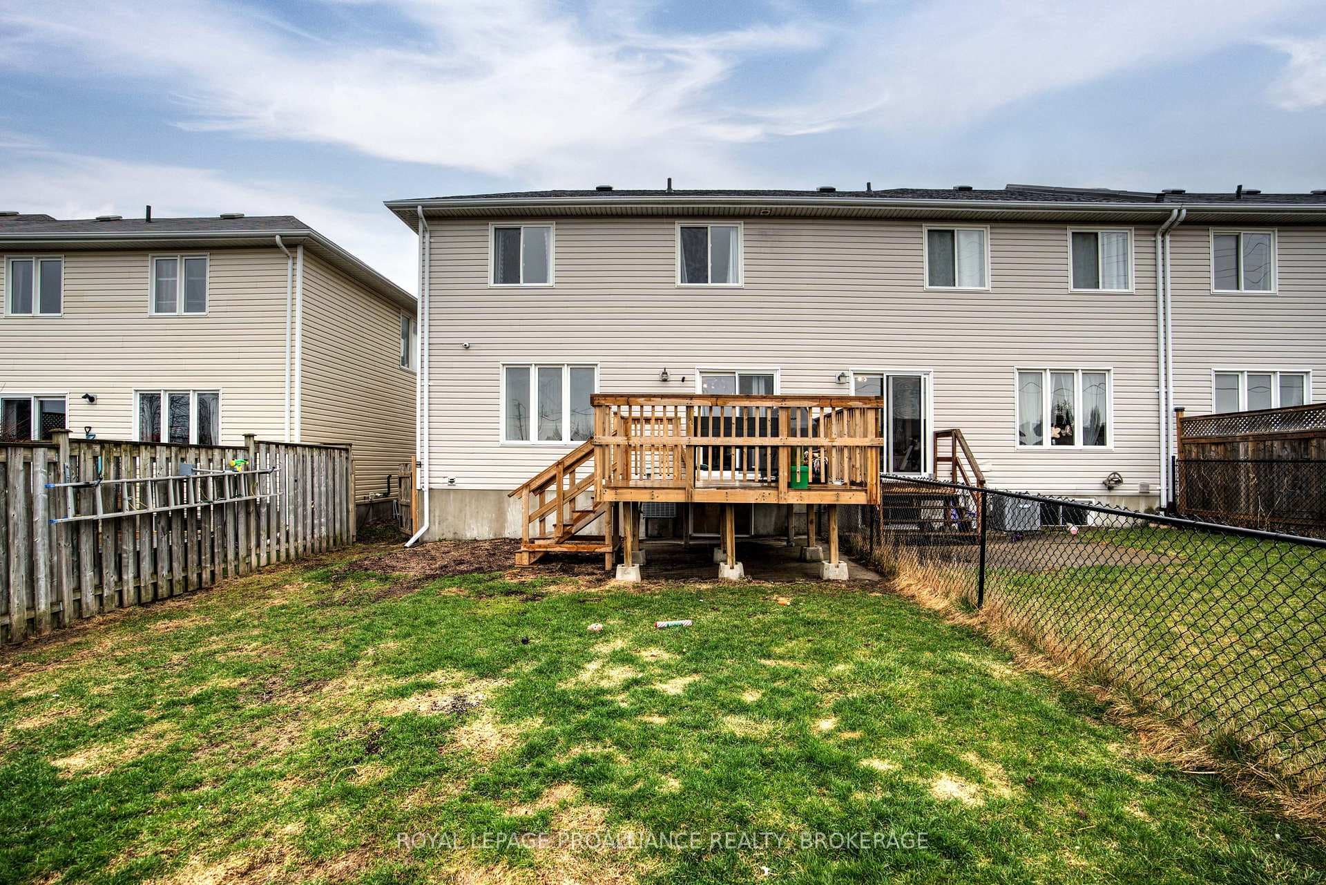 2177 Swanfield Street photo 43