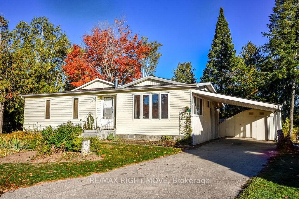 95 Cameron Drive photo 1