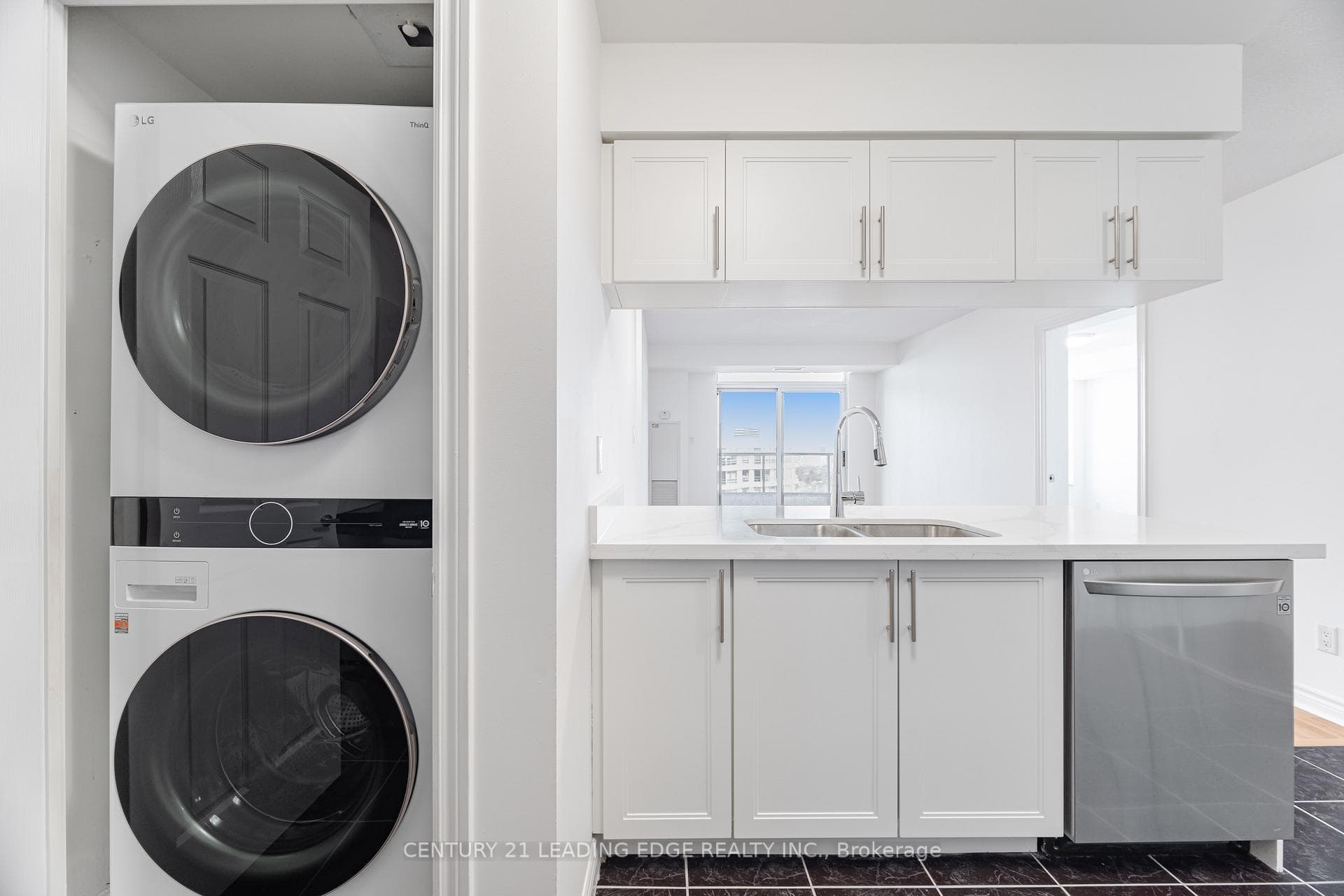 3880 Duke Of York Boulevard Unit 1609 photo 15