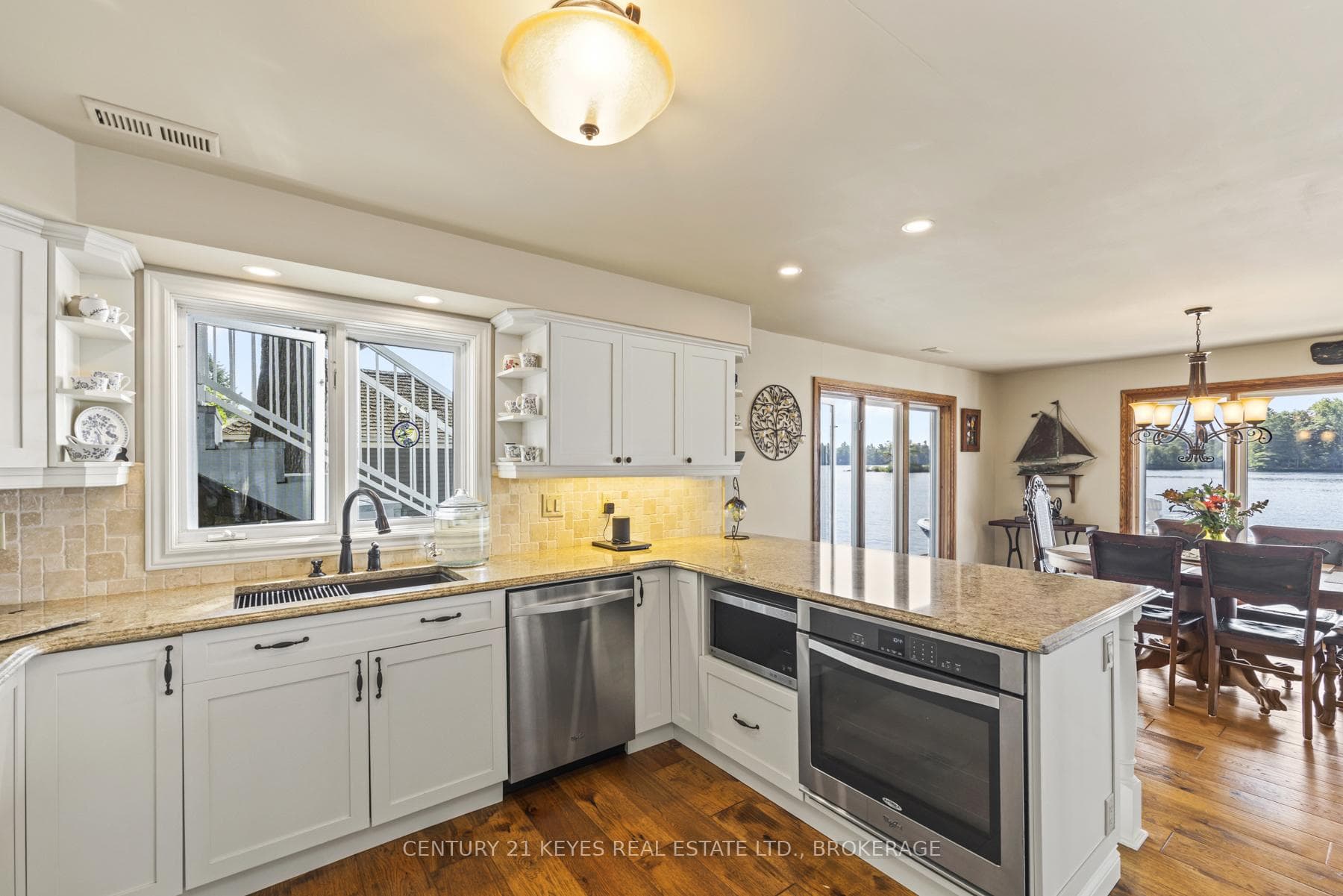 207 Ivy Lea Road photo 42