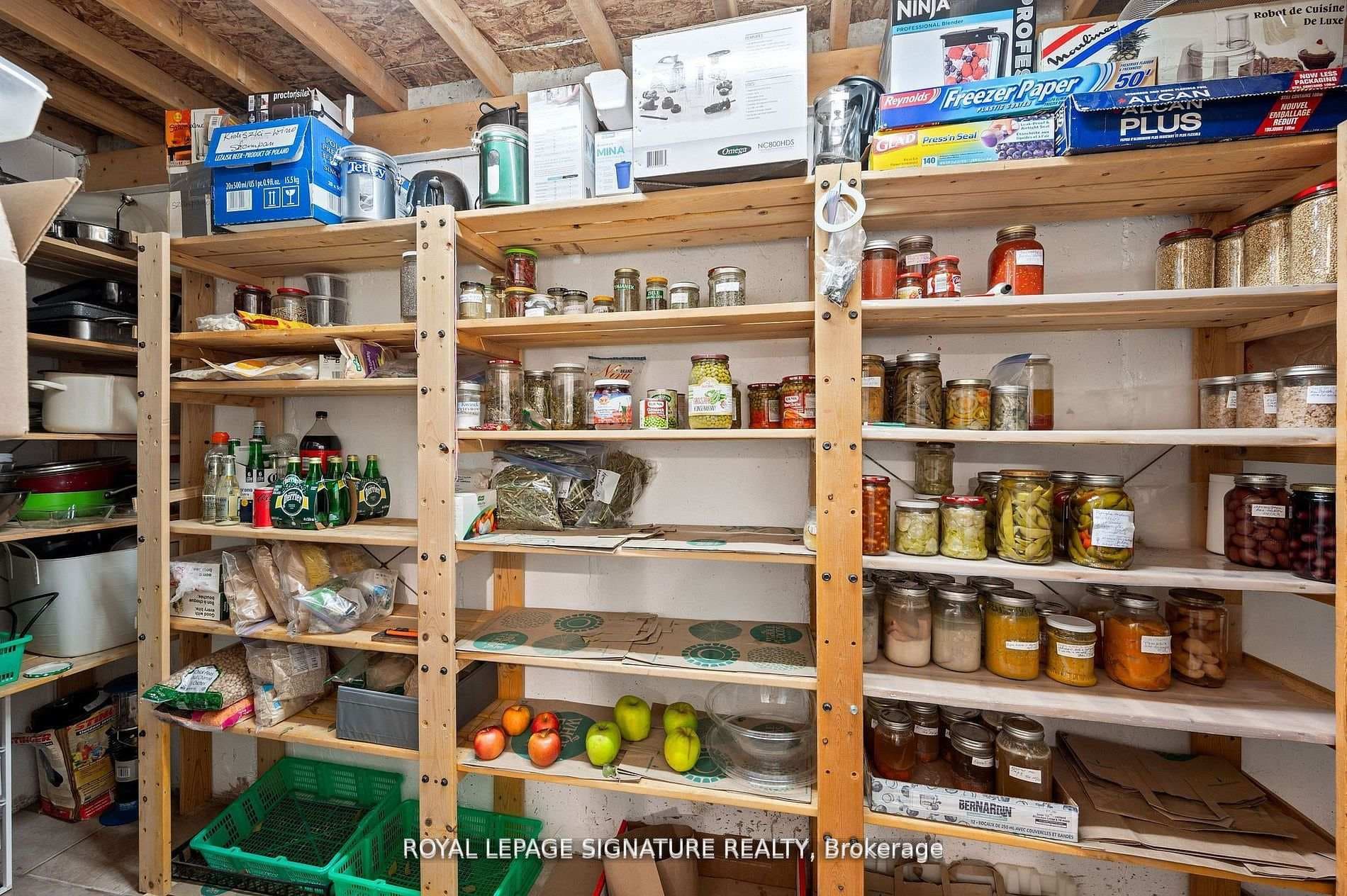 436 Galbraith Street photo 42
