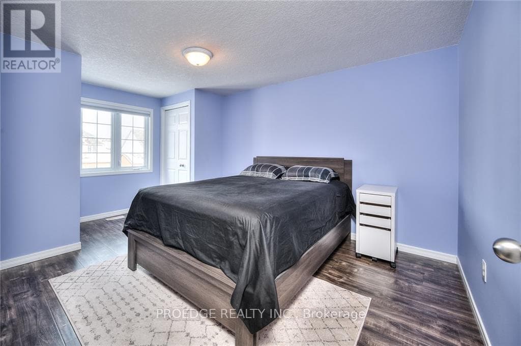 595 Goldthread Street photo 19