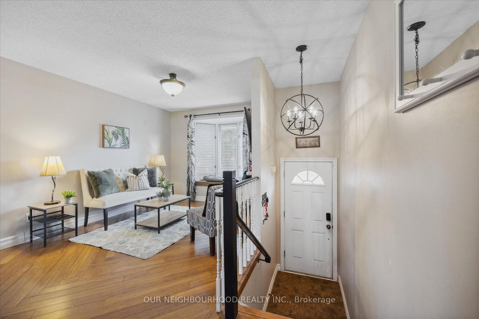 578 Pondtail Court photo 3