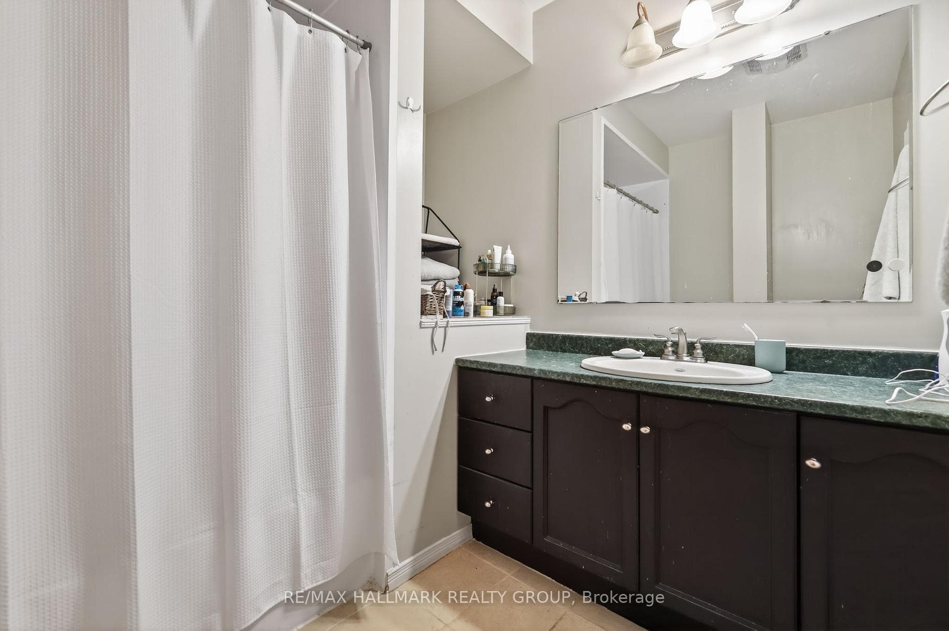 50 Aylmer Avenue photo 40