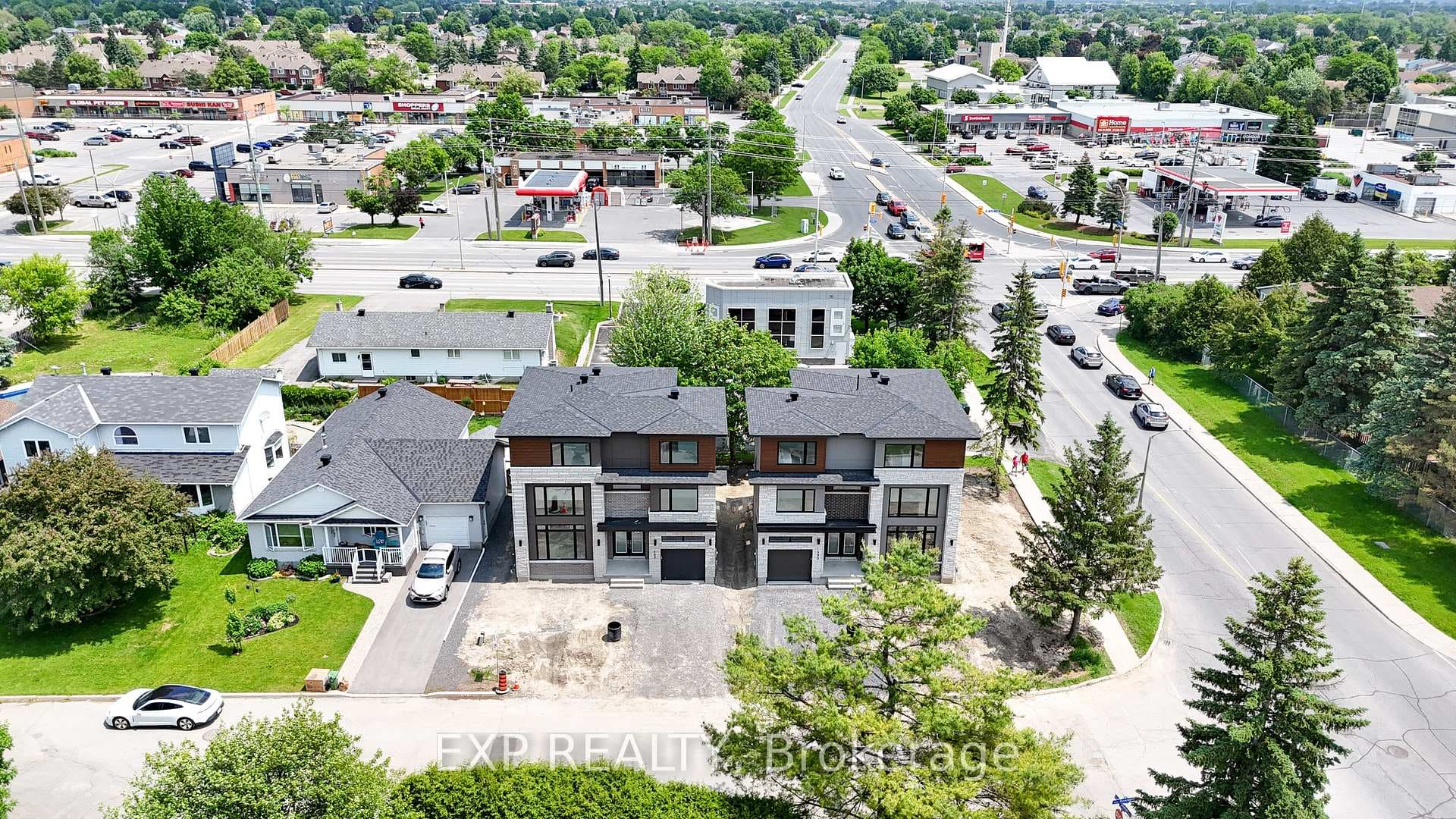 495 Duvernay Drive photo 44