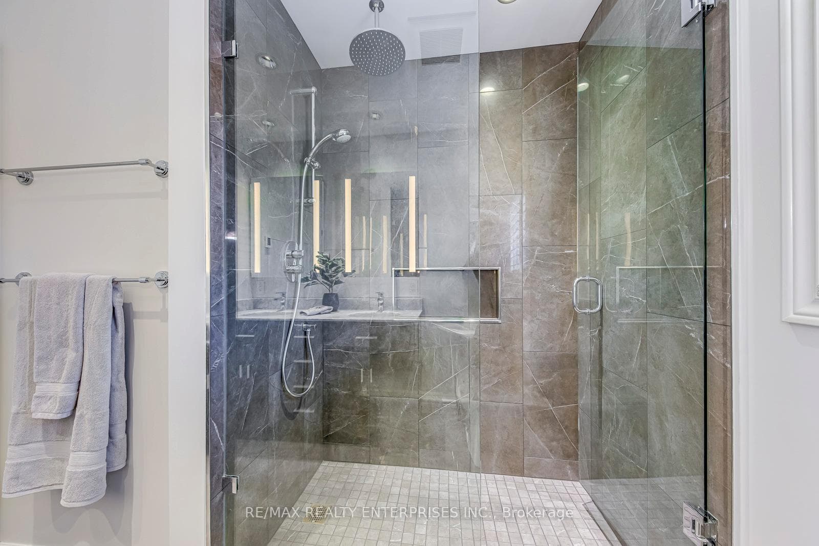 Primary Ensuite