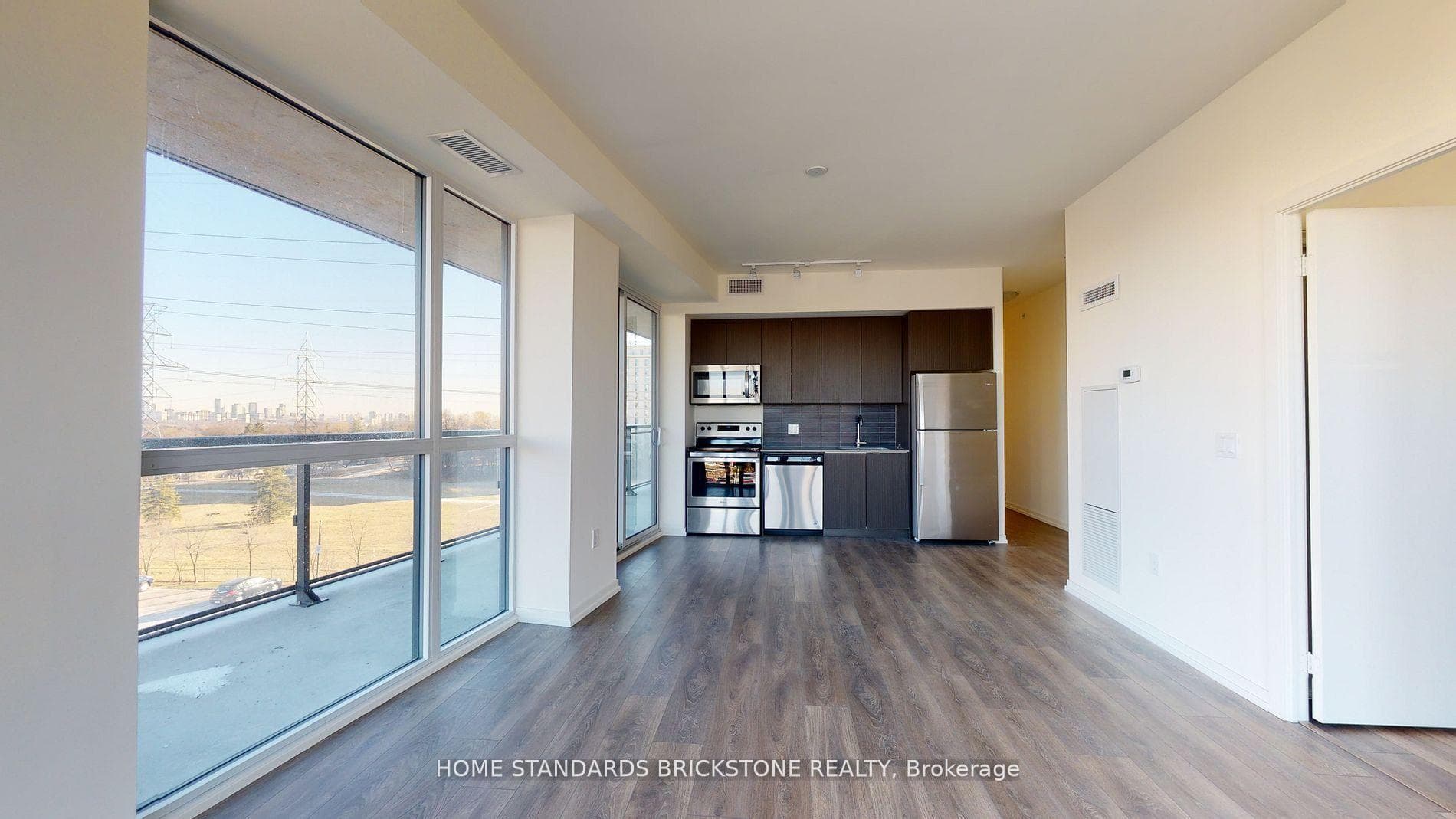 3237 Bayview Avenue Unit 506 photo 17