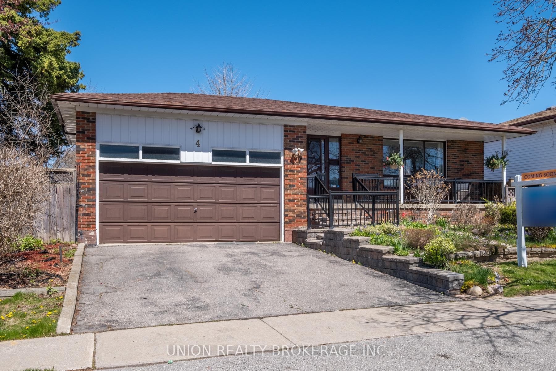 4 Charles Tupper Drive photo 1