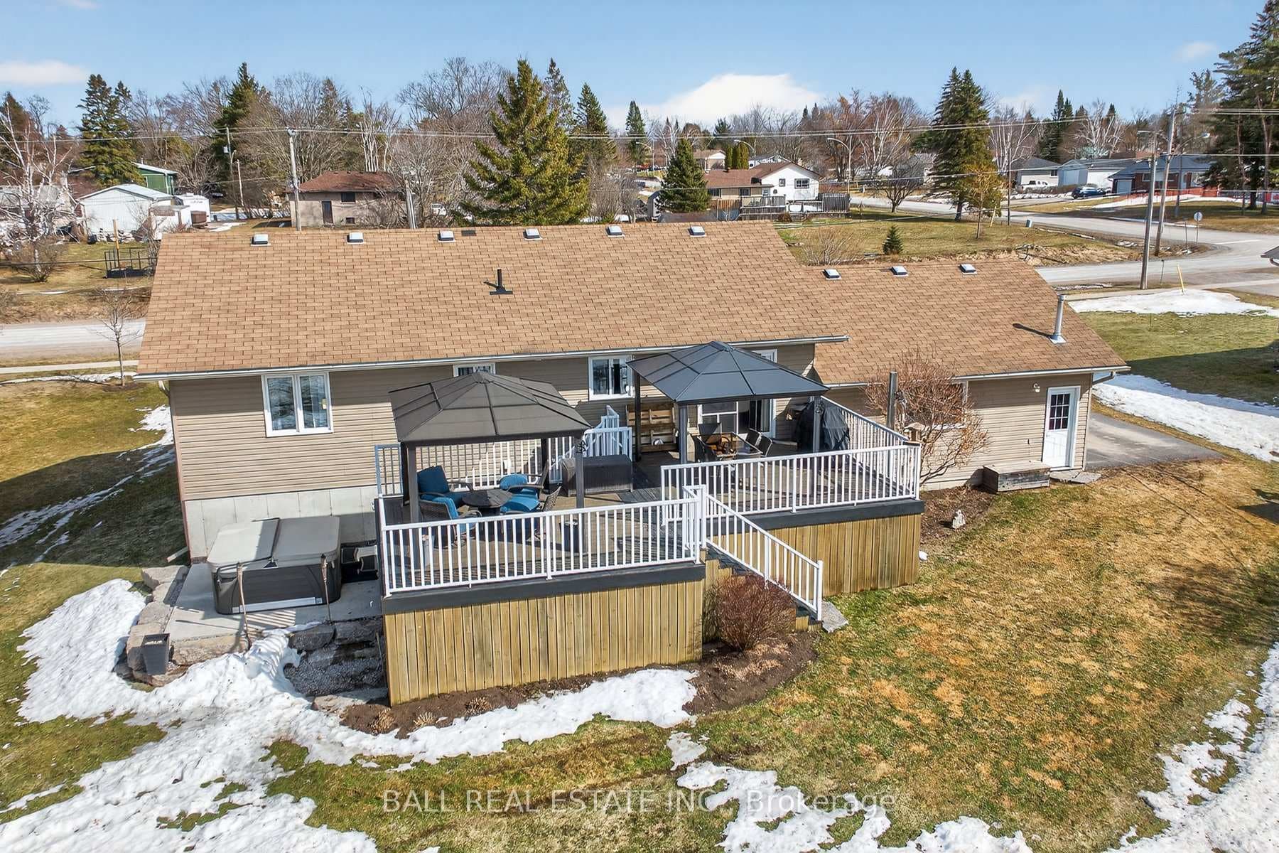 727 Janetville Road photo 34
