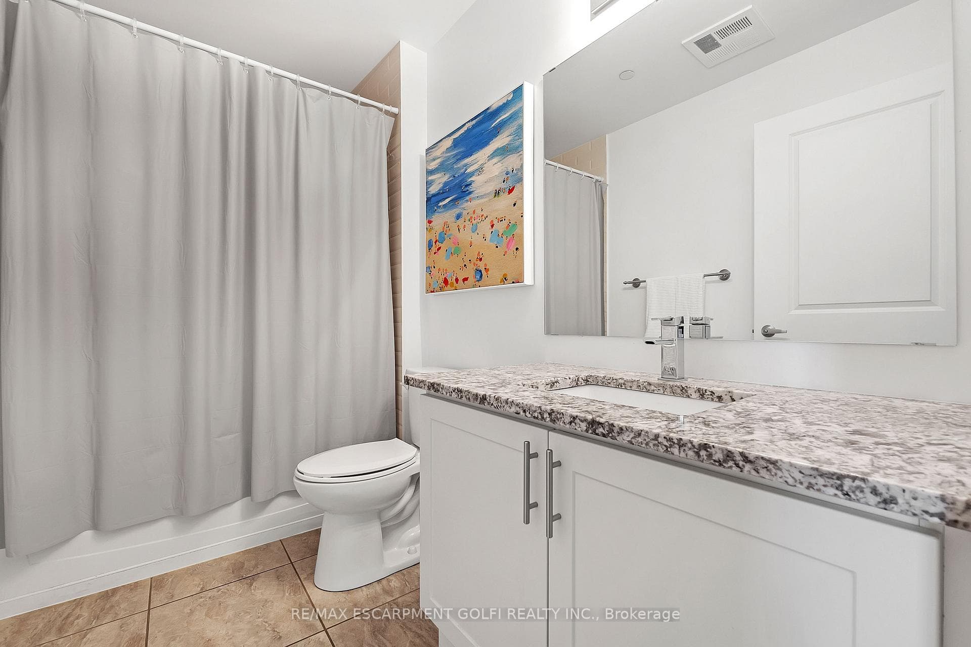 35 Southshore Crescent Unit 303 photo 9