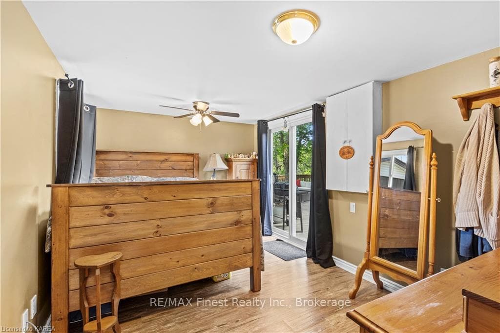 5569 BATH Road Unit 17 photo 13