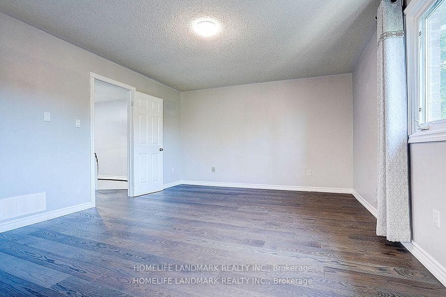 15 Saintsbury Square photo 27