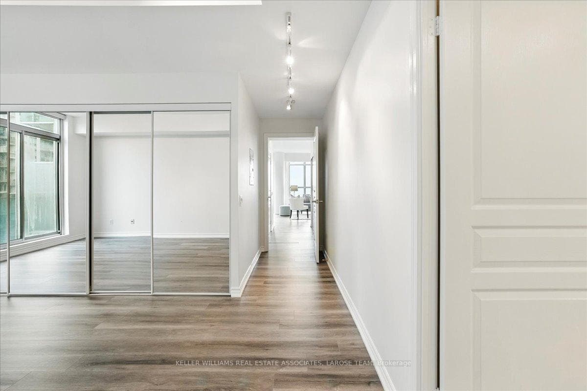 5 Marine Parade Drive Unit 912 photo 27