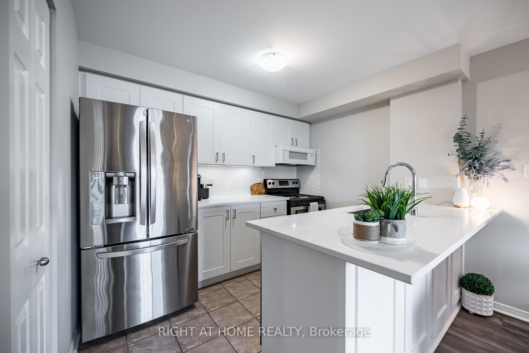 55 Shipway Avenue Unit 310 photo 4