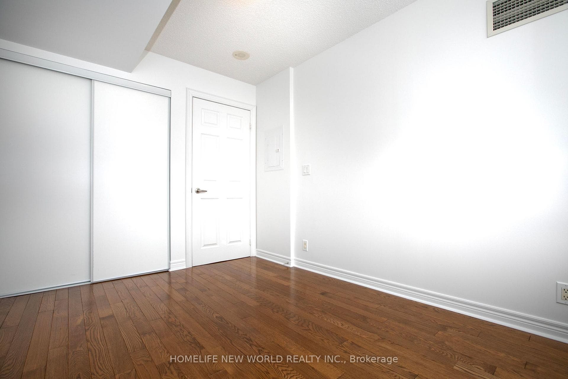 33 Cox Boulevard Unit Unit 326 photo 21