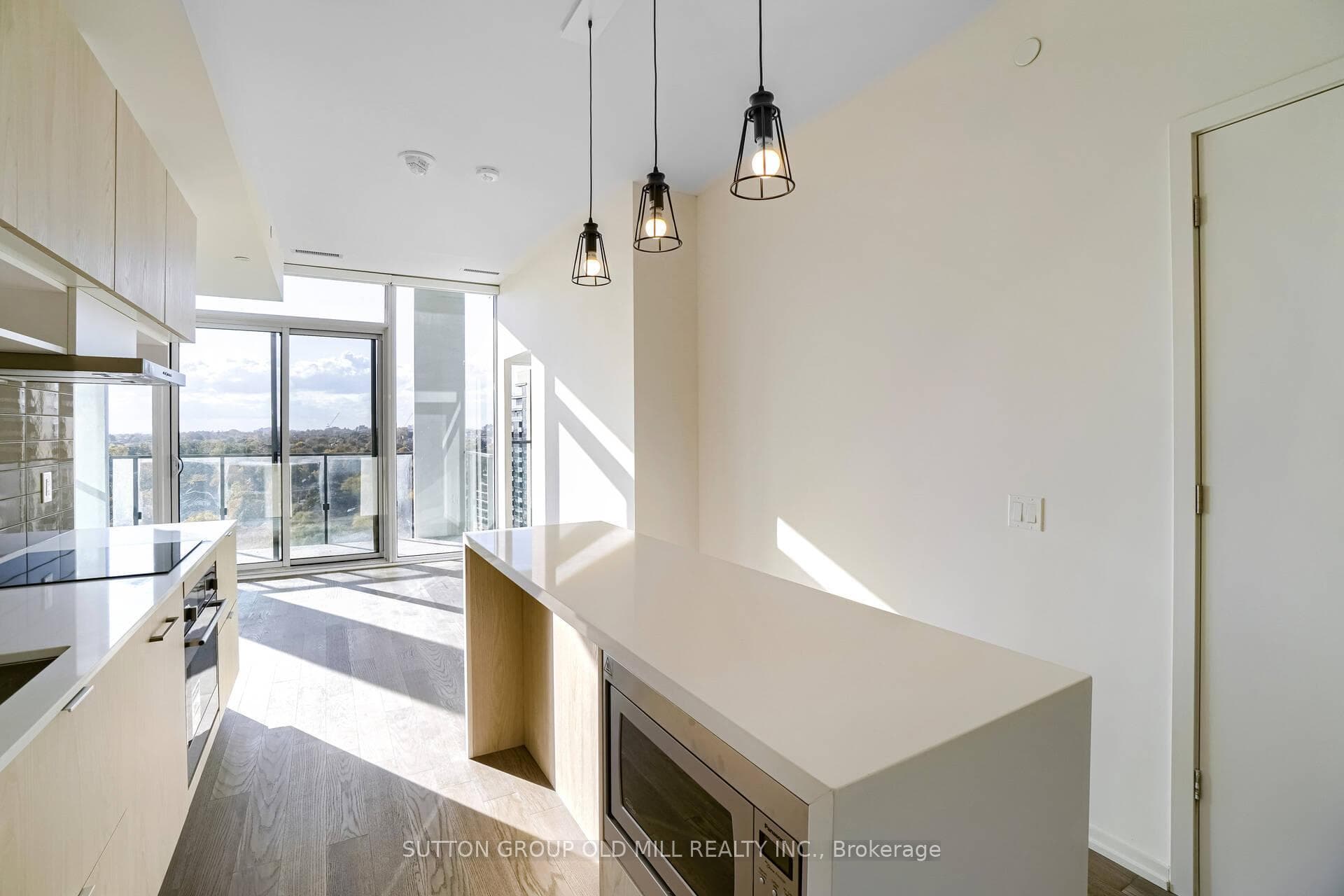 8 Hillsdale Avenue Unit 1720 photo 7