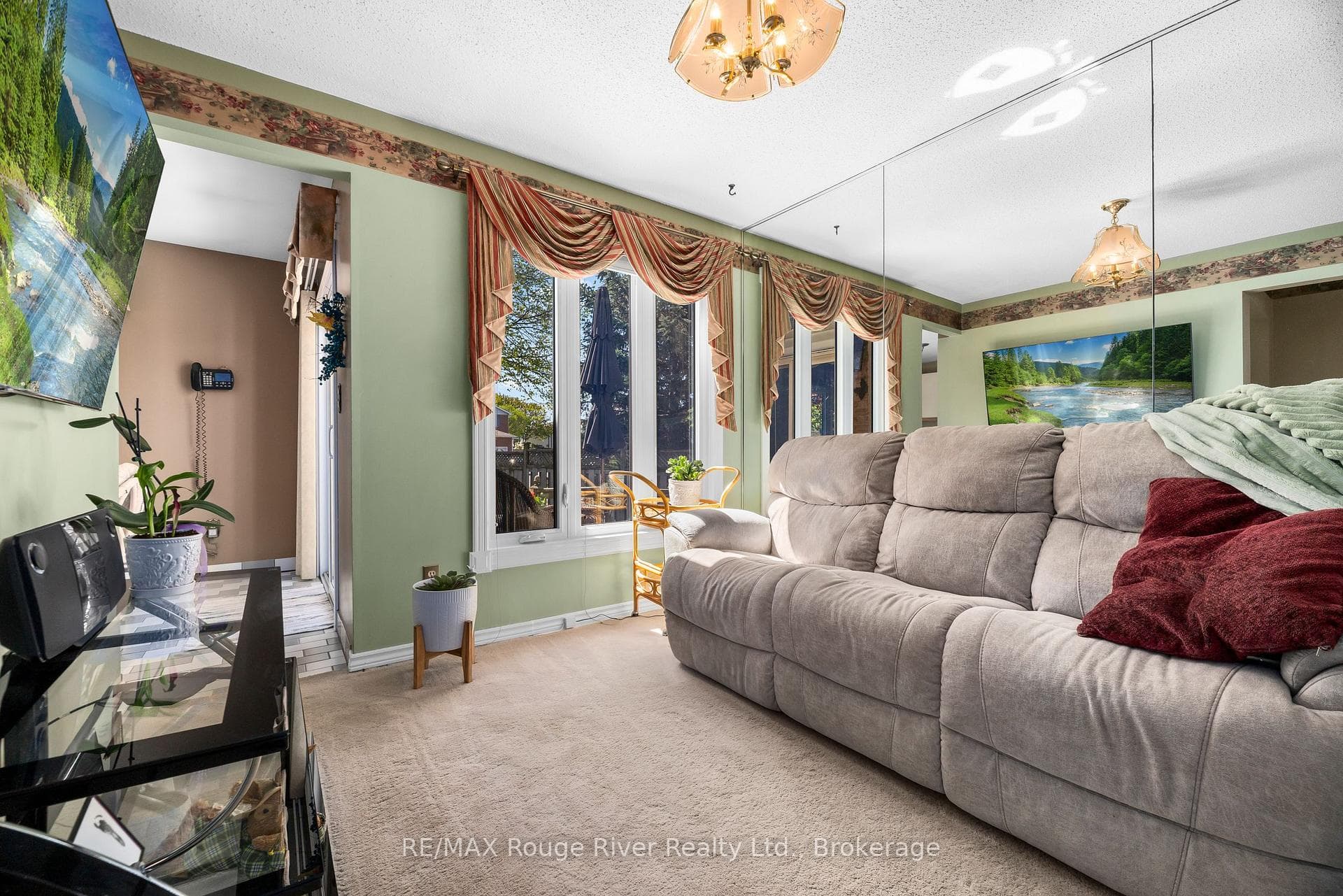1003 Renaissance Drive photo 21