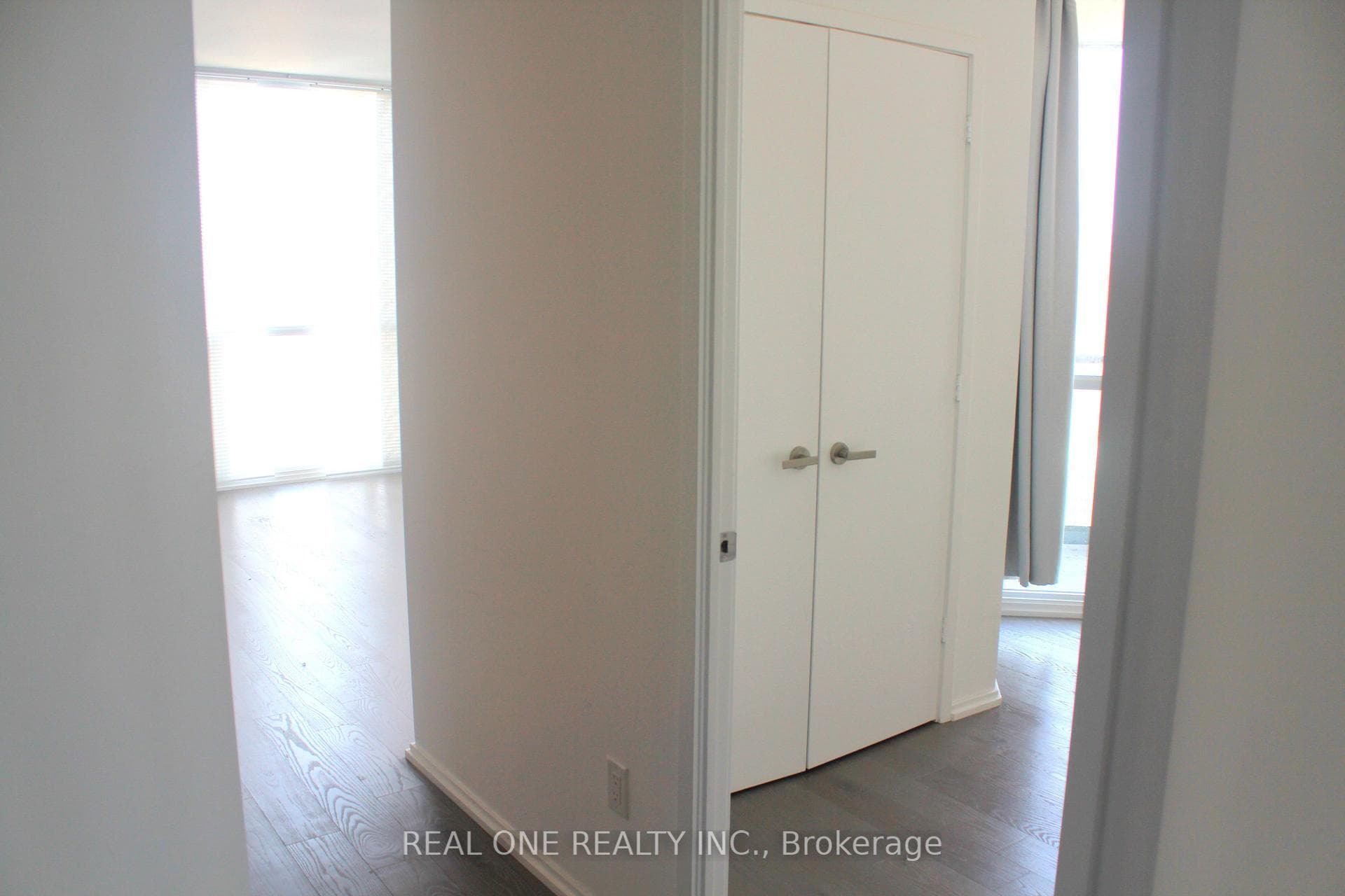 45 Charles Street Unit 4210 photo 8