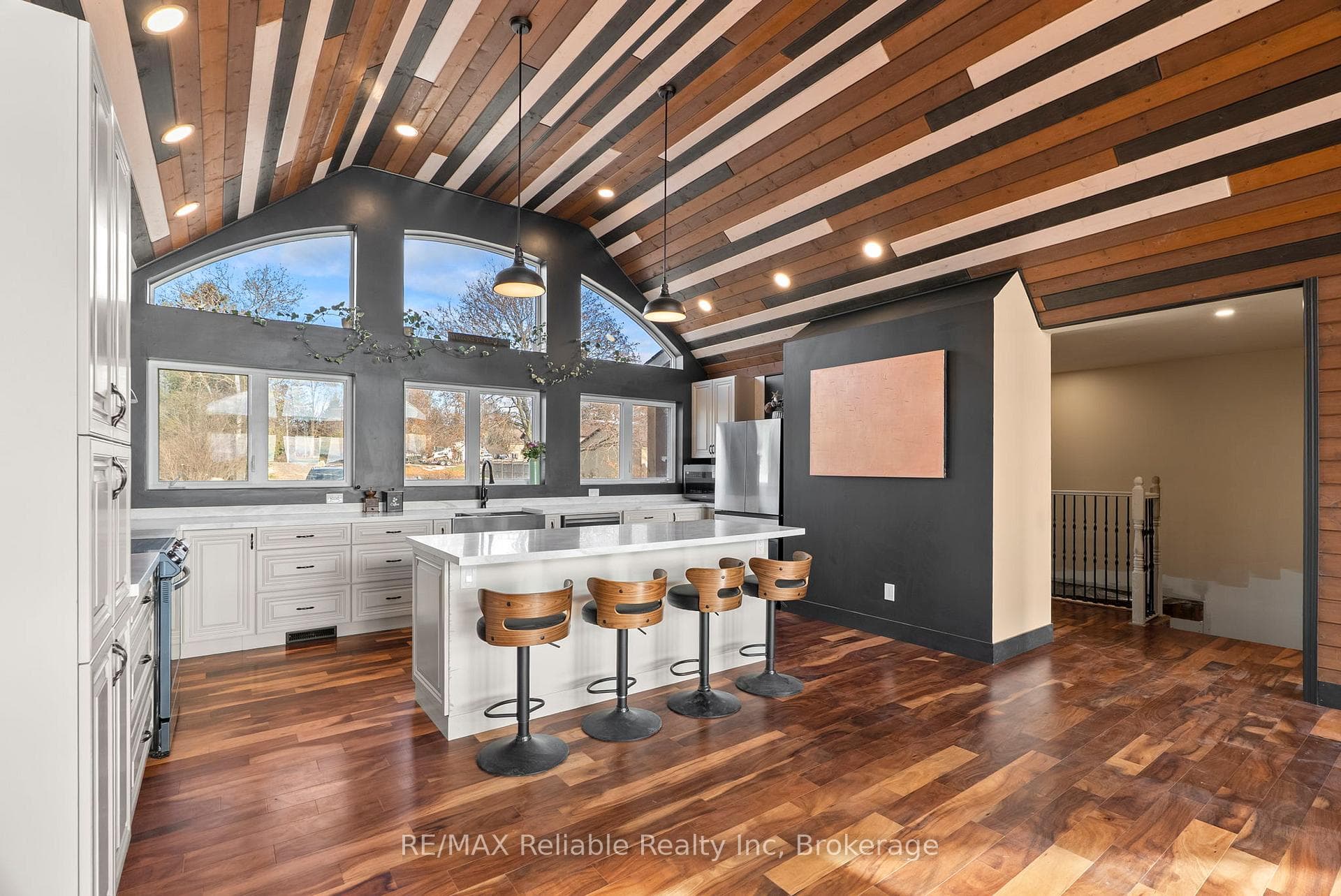 43841 Cranbrook Road photo 10