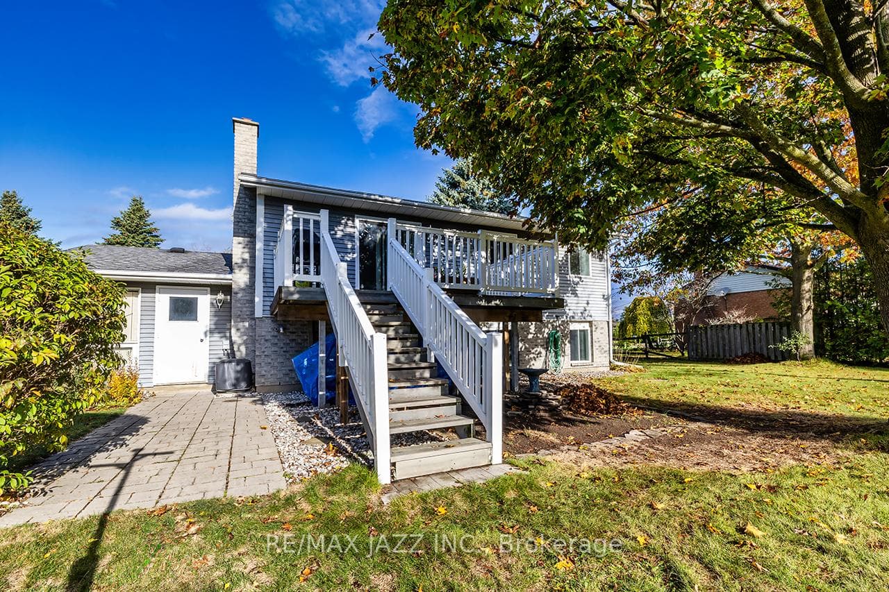 2552 Van Luven Road photo 35