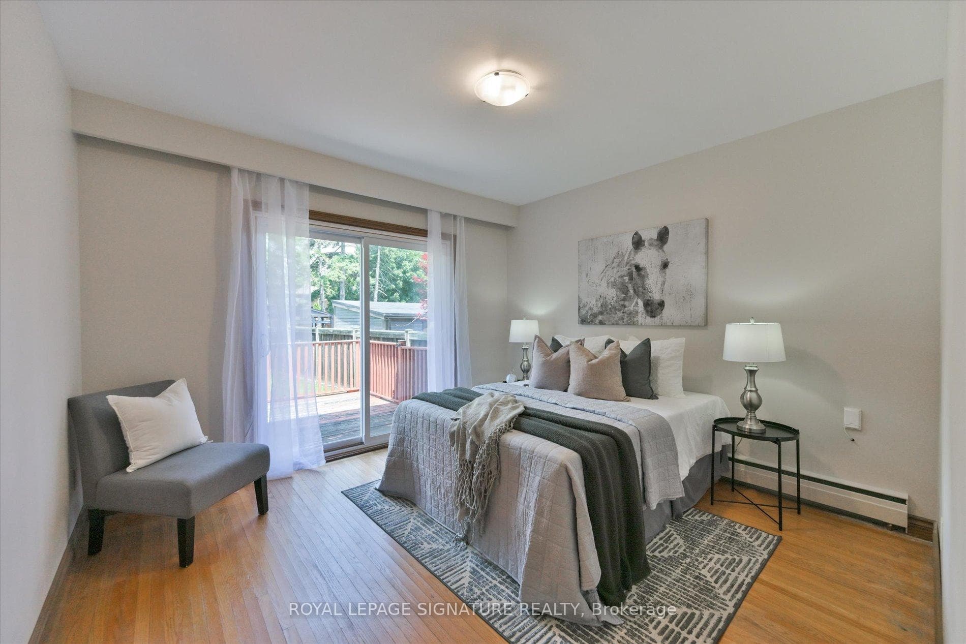 2nd bedroom with walk-out to deck/yard