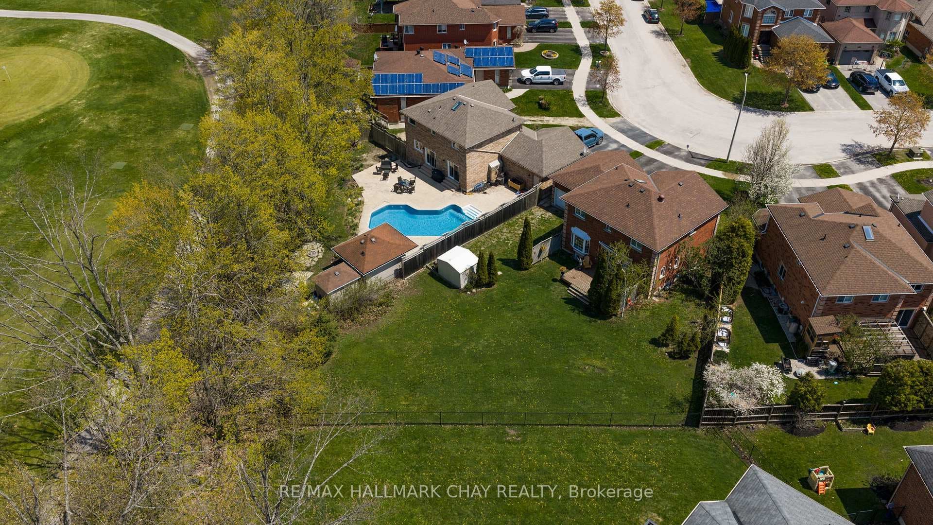 34 Crompton Drive photo 35