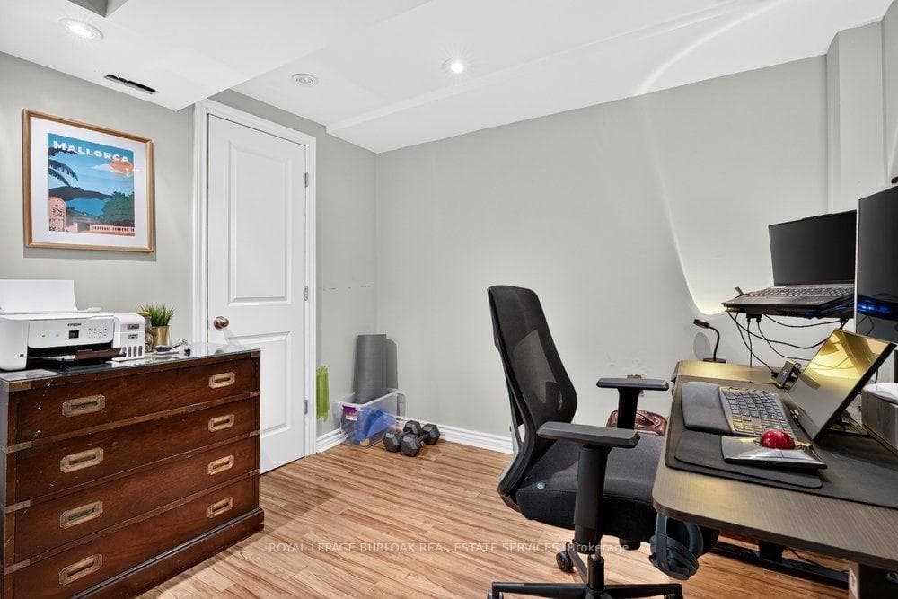 2354 Marine Drive photo 39