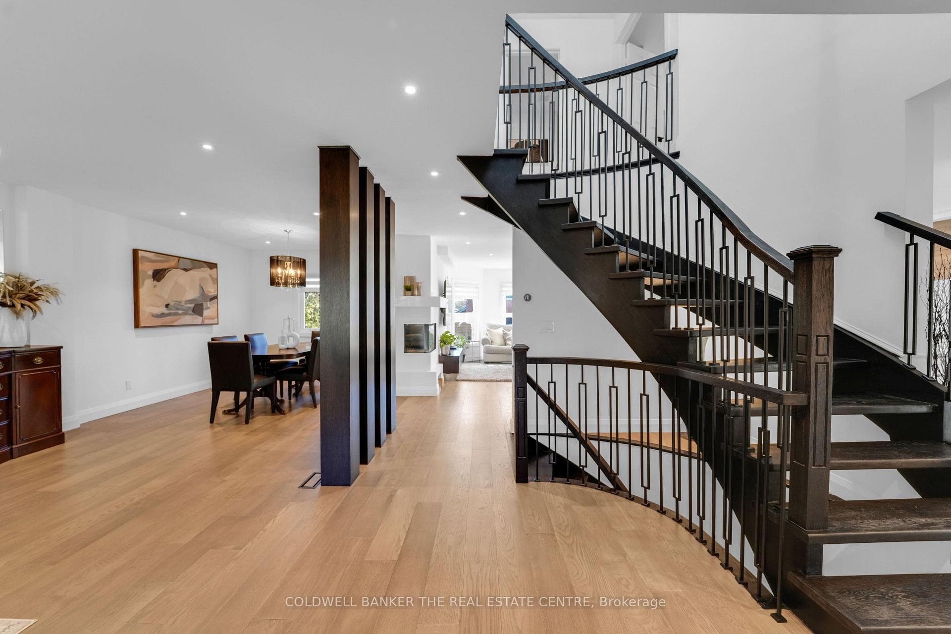 271 Aurora Heights Drive photo 4