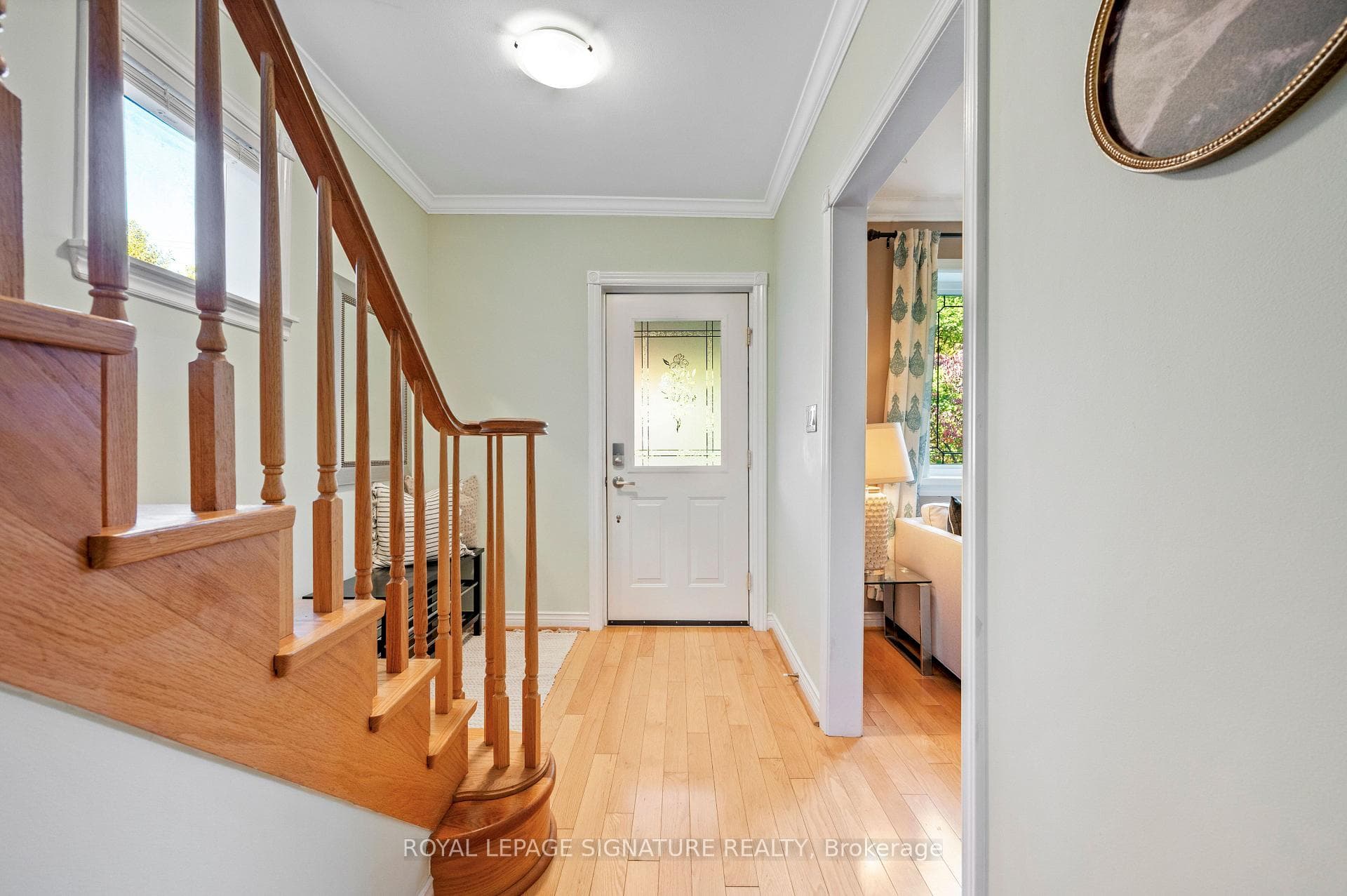 914 Royal York Road photo 4